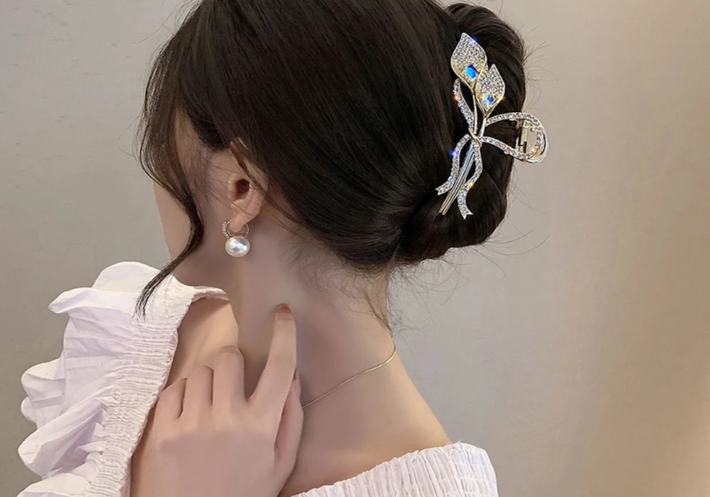 How Crystal Hair Clips Can Elevate Your Style