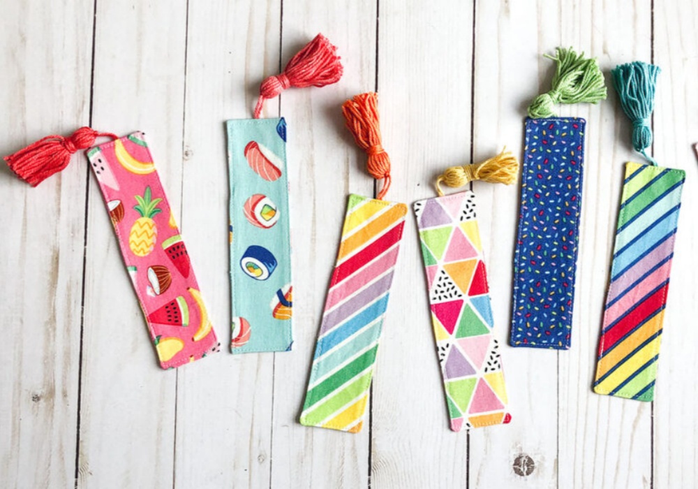 How To Choose The Best Embroidered Fabric Bookmarks