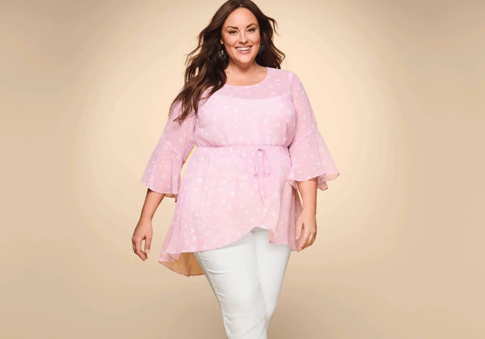 Why Long Tunic T-Shirts Are A Must-Have For Your Wardrobe